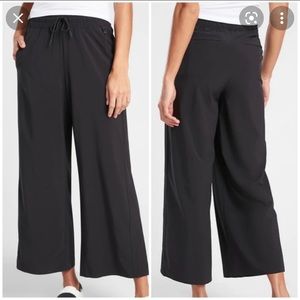 Athleta Avenue Wide Leg Crop Pant